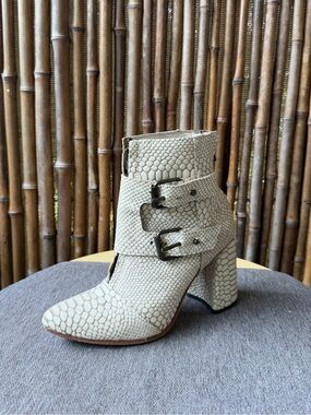FREEBIRD heeled boots